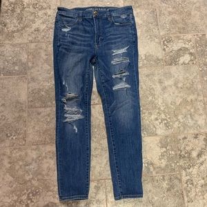 AE | Super Hi-Rise Jegging | Distressed | 12 Short